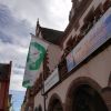 Die Flagge der mayors for Peace am Rathaus in Freiburg - © IPPNW Studis Freiburg